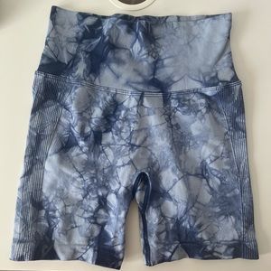 Butt scrunch workout shorts